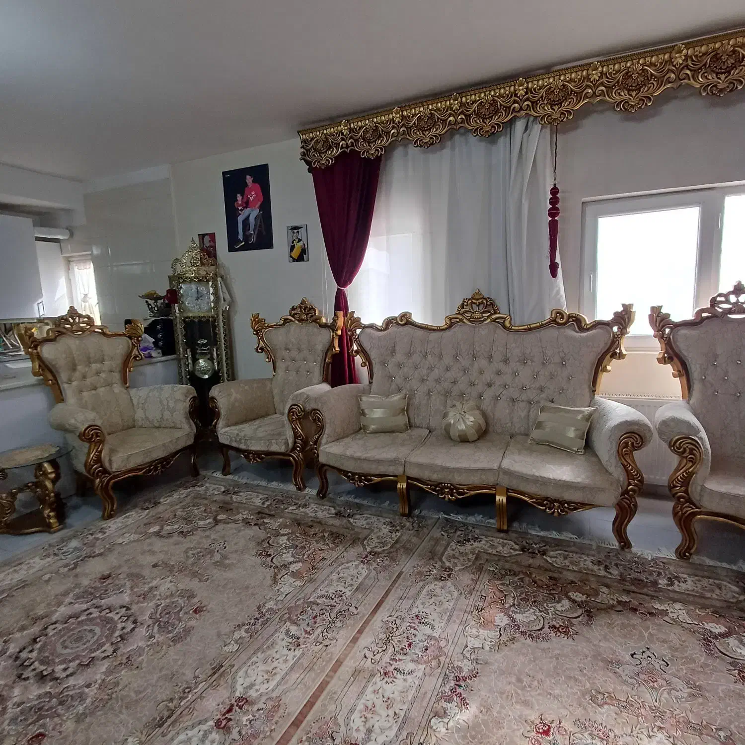 مبل سلطنتی|مبلمان خانگی و میز عسلی|مرند, |دیوار
