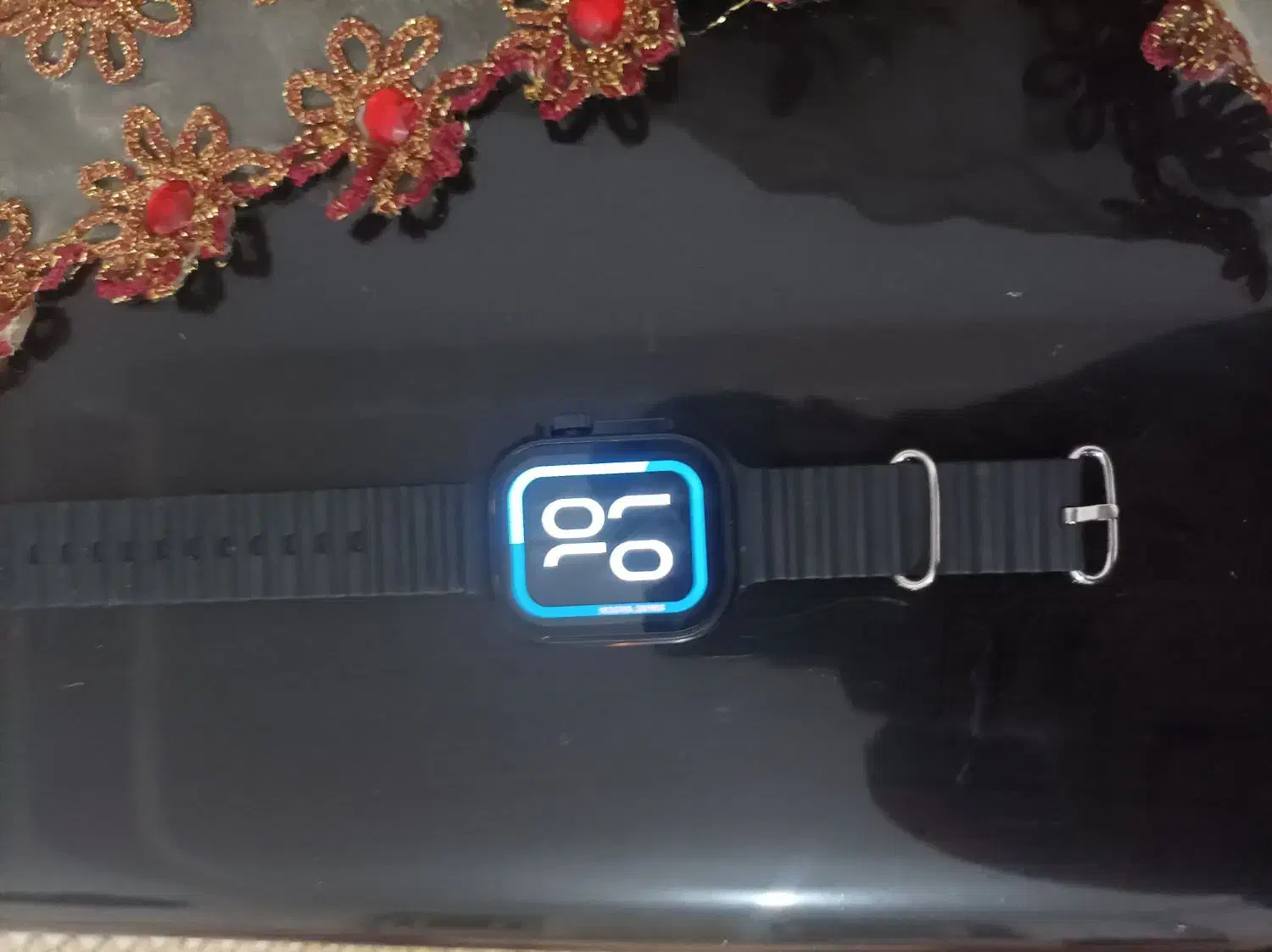 در حد نو|ساعت|خاوه, |دیوار