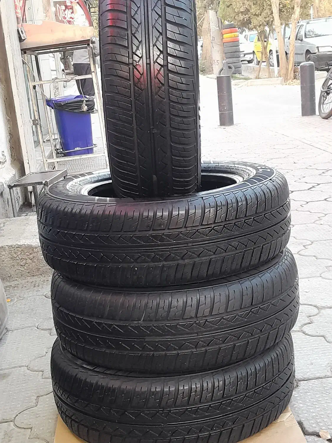 لاستیک پژو سایز ۱۸۵/۶۵/۱۴|قطعات یدکی و لوازم جانبی|اصفهان, منتظرالمهدی|دیوار