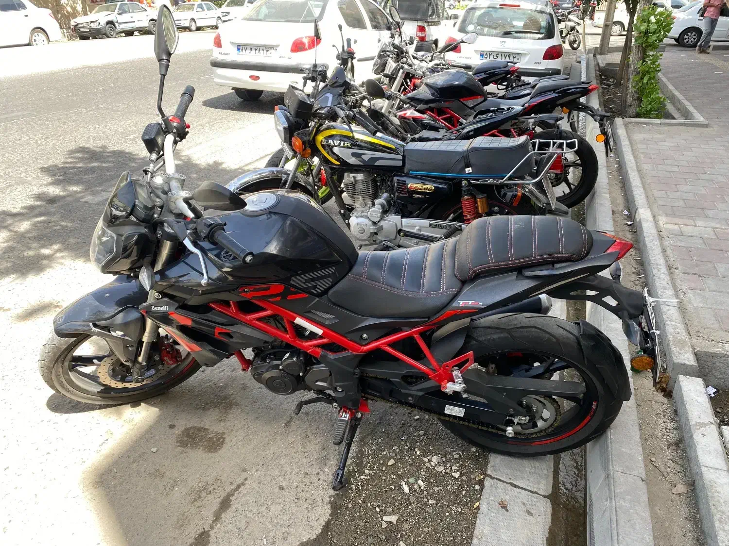 موتور بنلی ۲۵۰|موتورسیکلت|همدان, |دیوار