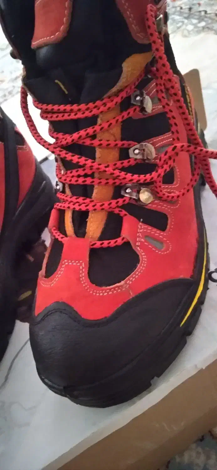 کتونی کوهنوردی آرگامون|کوهنوردی و کمپینگ|کرج, اصفهانی‌ها|دیوار