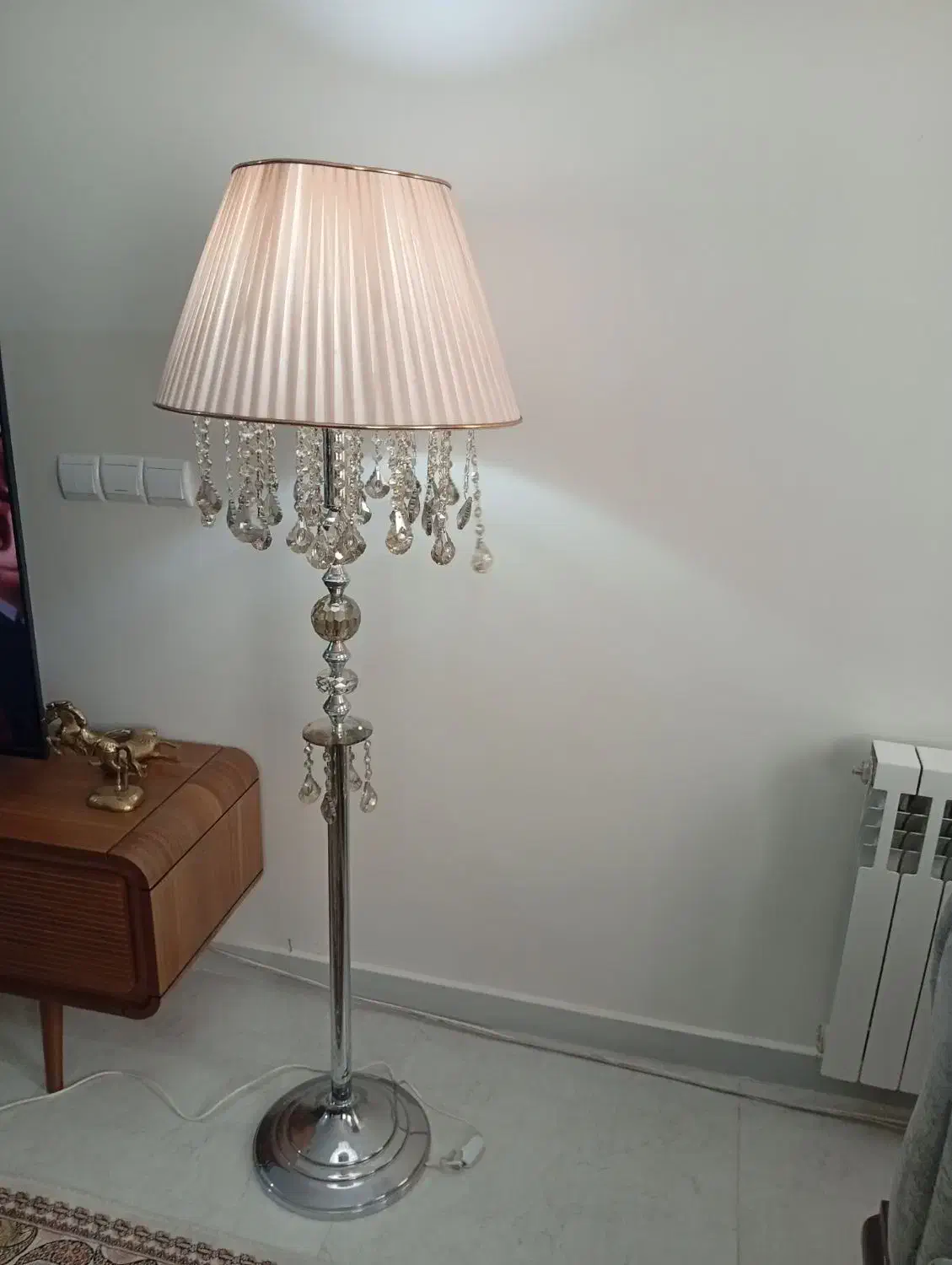 آباژور ایستاده|چراغ خواب و آباژور|تهران, جنت‌آباد شمالی|دیوار