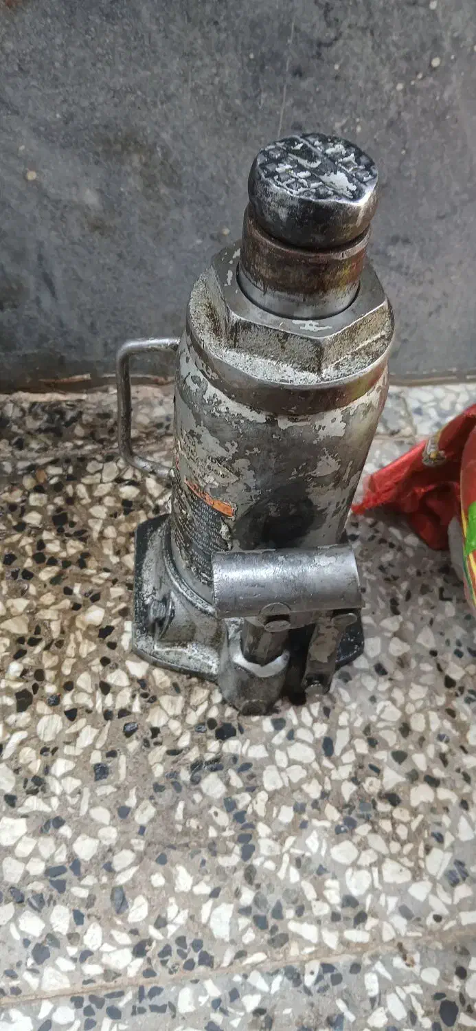 جک روغنی ۱۲ تن|قطعات یدکی و لوازم جانبی|زابل, |دیوار