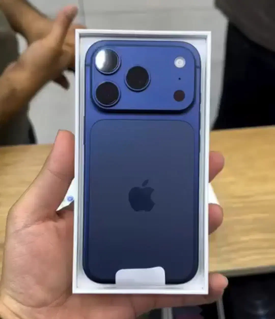 گوشی اقساطی چکی|موبایل|کامیاران, |دیوار