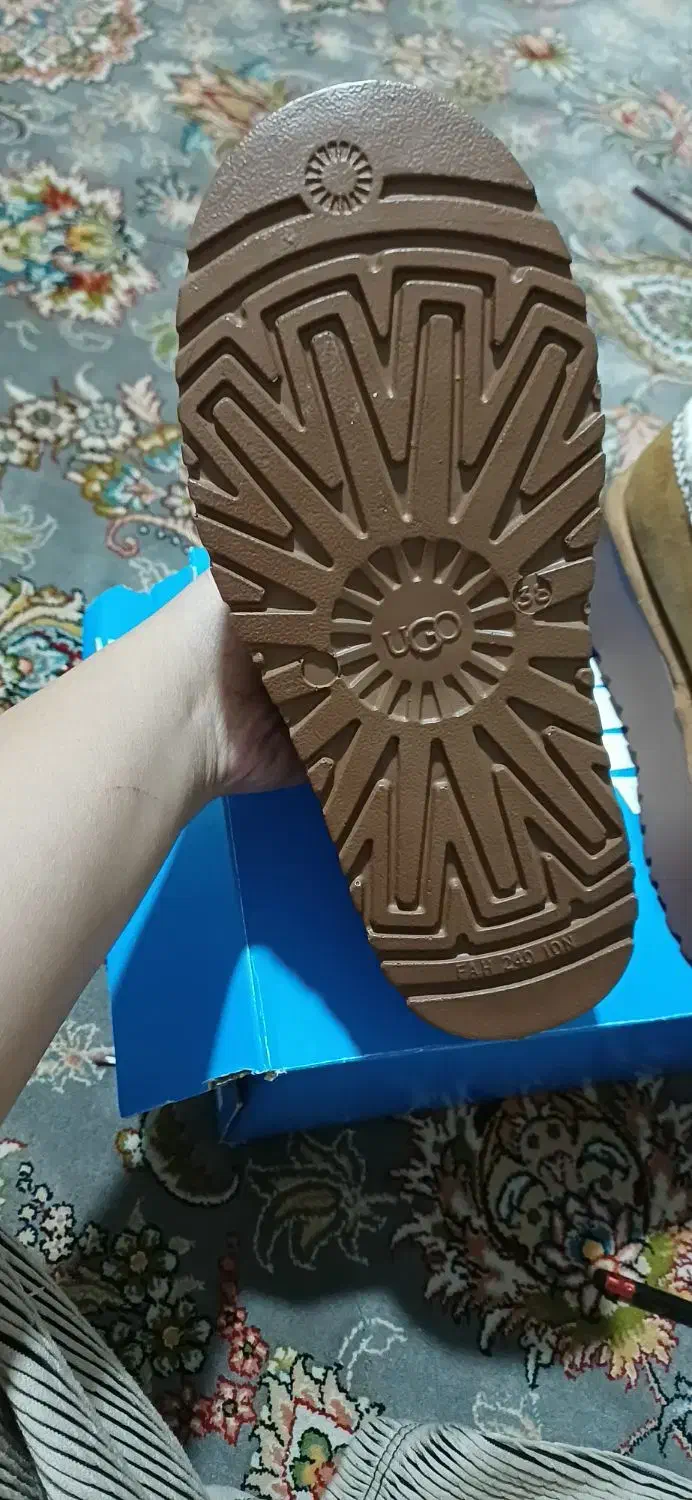 یک جفت کفش خیلی شیک و جدید ونو|کیف، کفش، کمربند|تربت جام, نظامی|دیوار