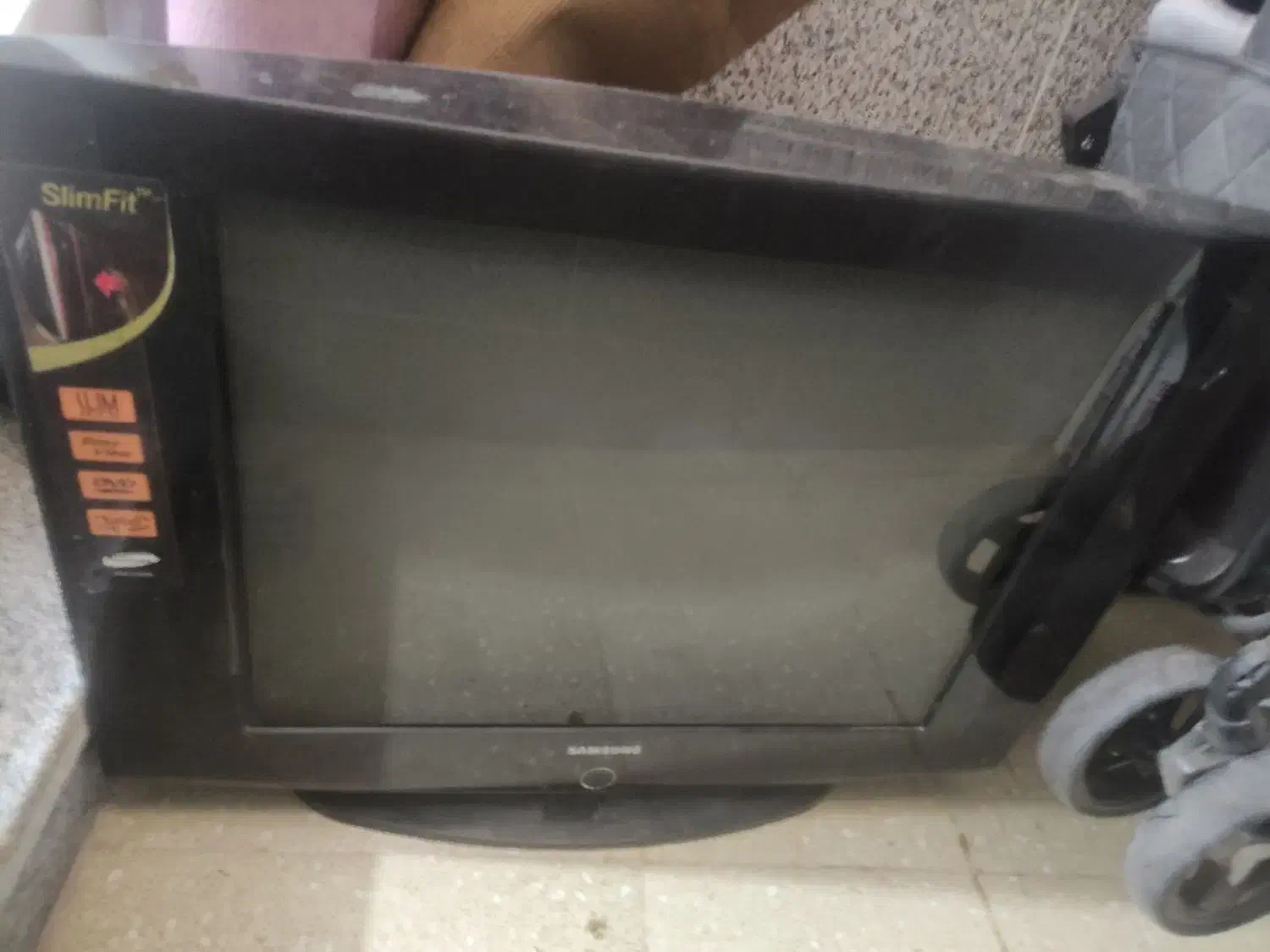 تلویزیون قدیمی|تلویزیون و پروژکتور|یزد, |دیوار