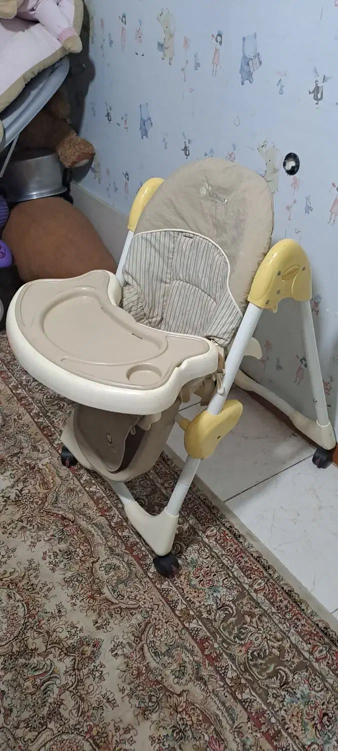 حراج وسایل انباری کوزه صندلی کودک گردون دوچرخه|حراج|رباط‌کریم, مسکن مهر آبشناسان|دیوار