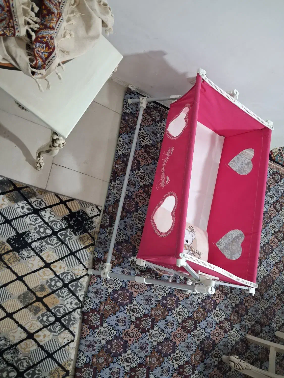 گهواره بچه|اسباب و اثاث بچه|دماوند, گیلاوند|دیوار