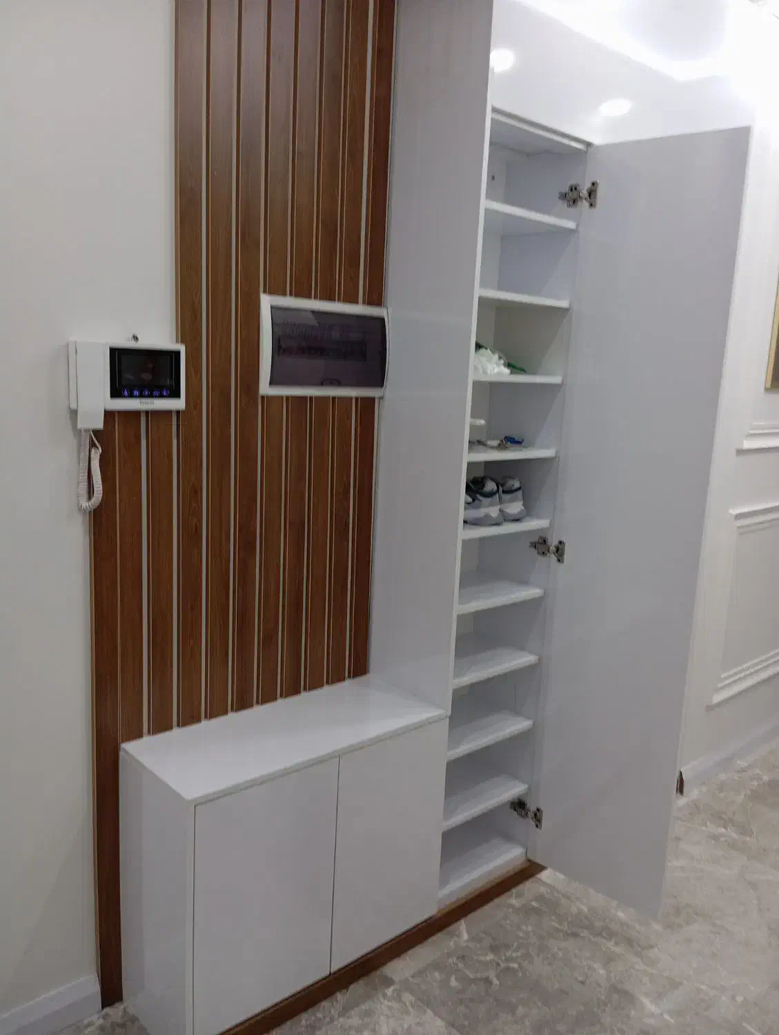 نصاب وساخت کابینت کمددیواری پاتریشن پوستر  و|خدمات پیشه و مهارت|قم, باغ شریفی|دیوار