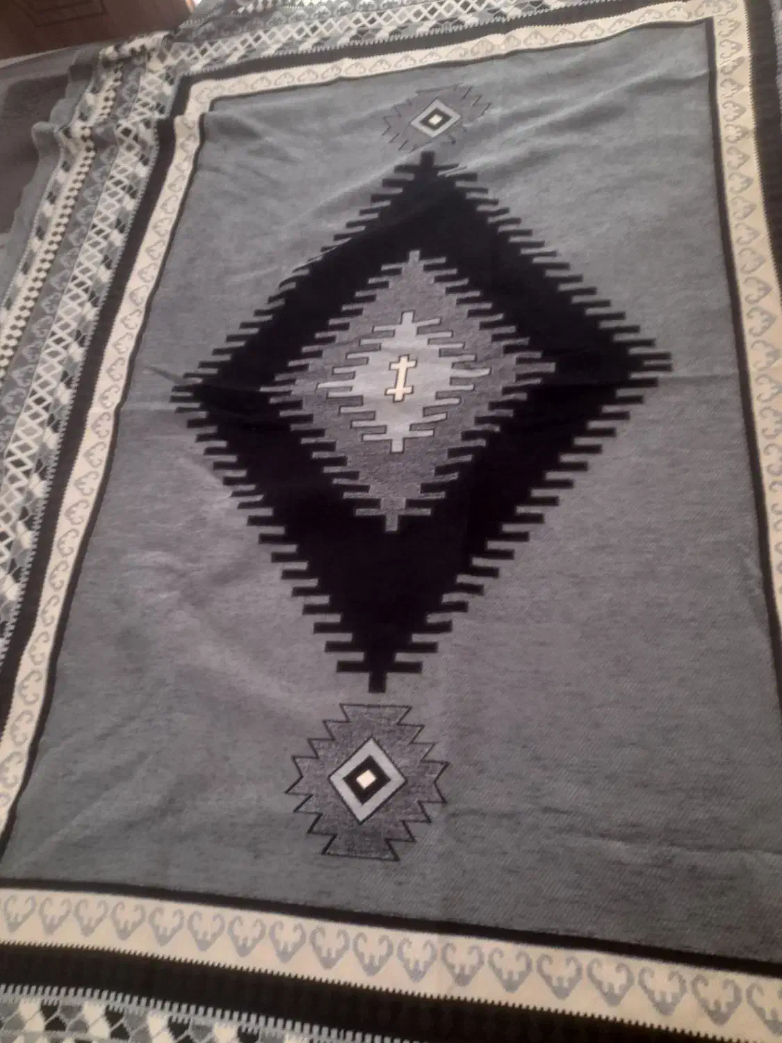 روفرشی نوه|روفرشی|یزد, |دیوار