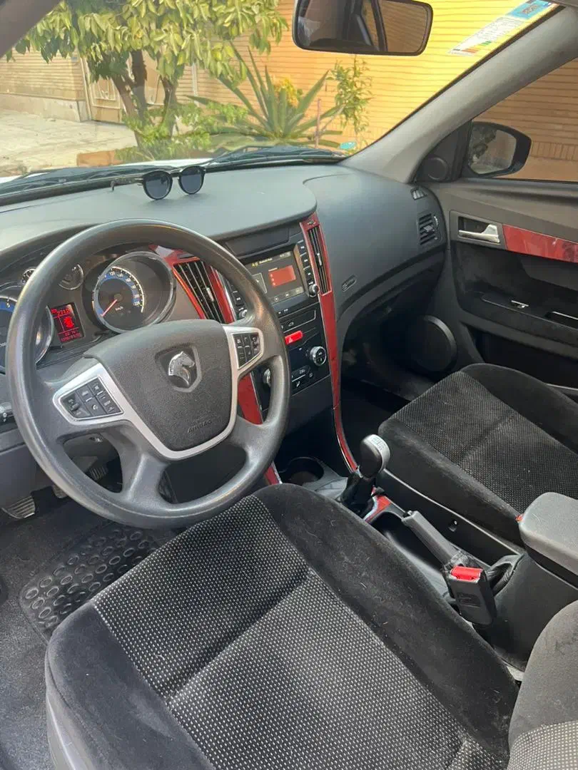 دنا پلاس 403 دستی آپشنال|خودرو سواری و وانت|شیراز, شهرک والفجر|دیوار