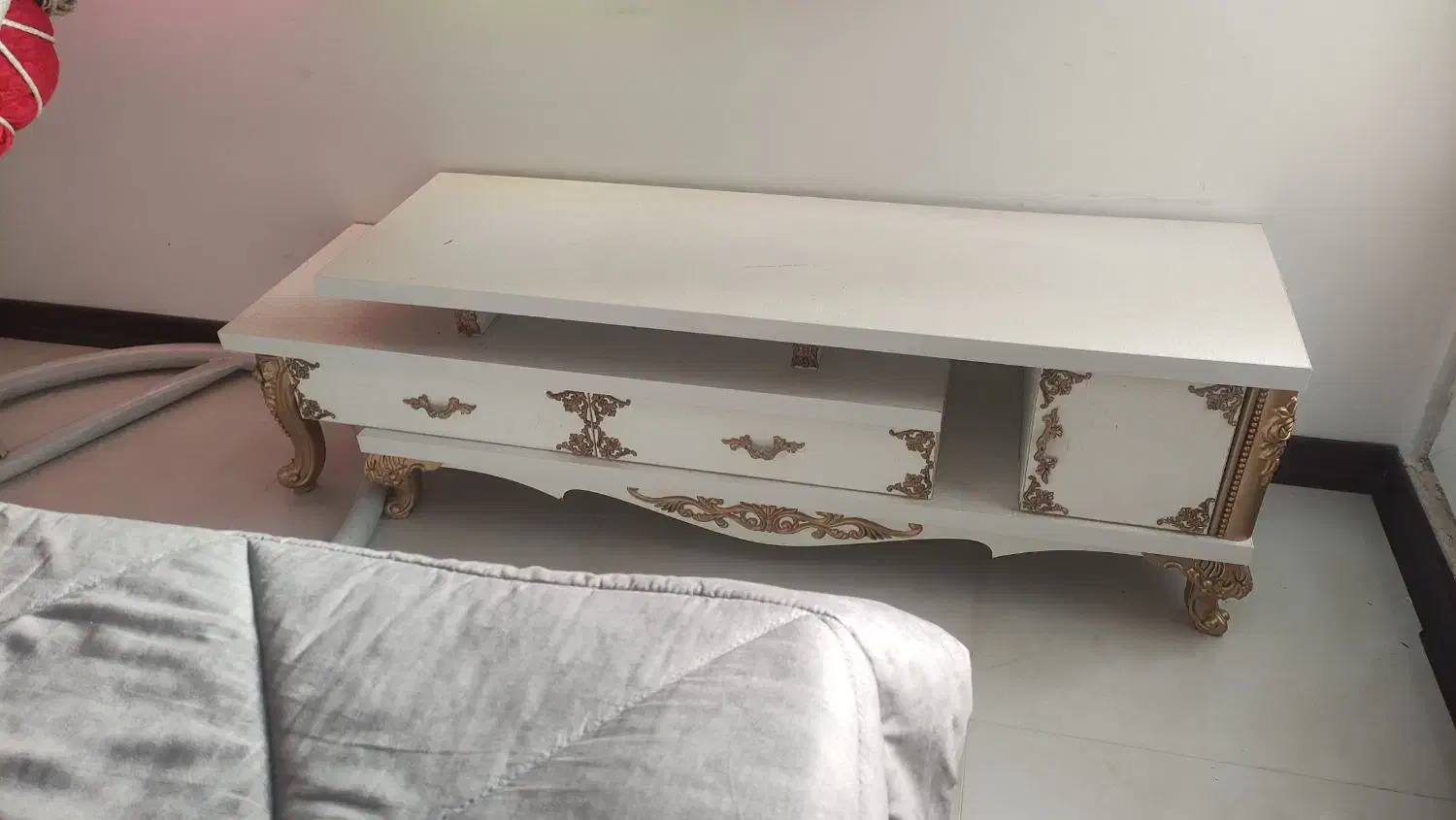 میز تلویزیون در حد نو|میز تلویزیون|پردیس, فاز ۳|دیوار