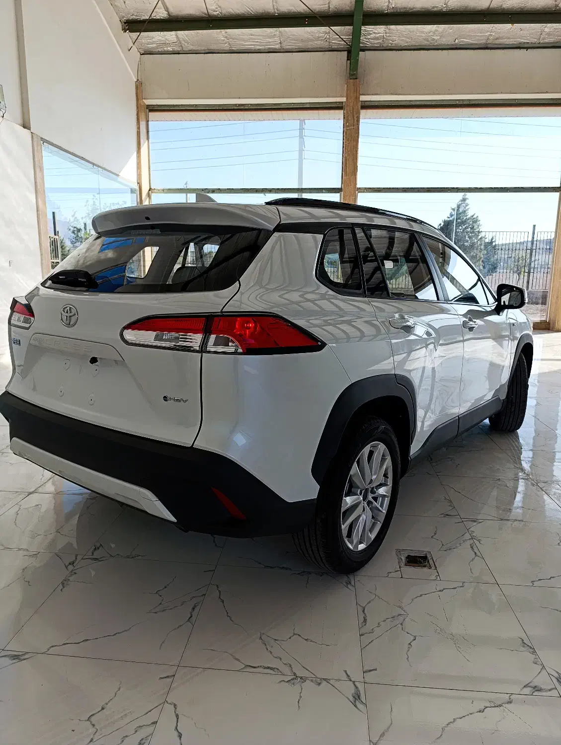 تحویل فوری تویوتا کرولا کراس با پلاک ارس|خودرو سواری و وانت|تبریز, |دیوار