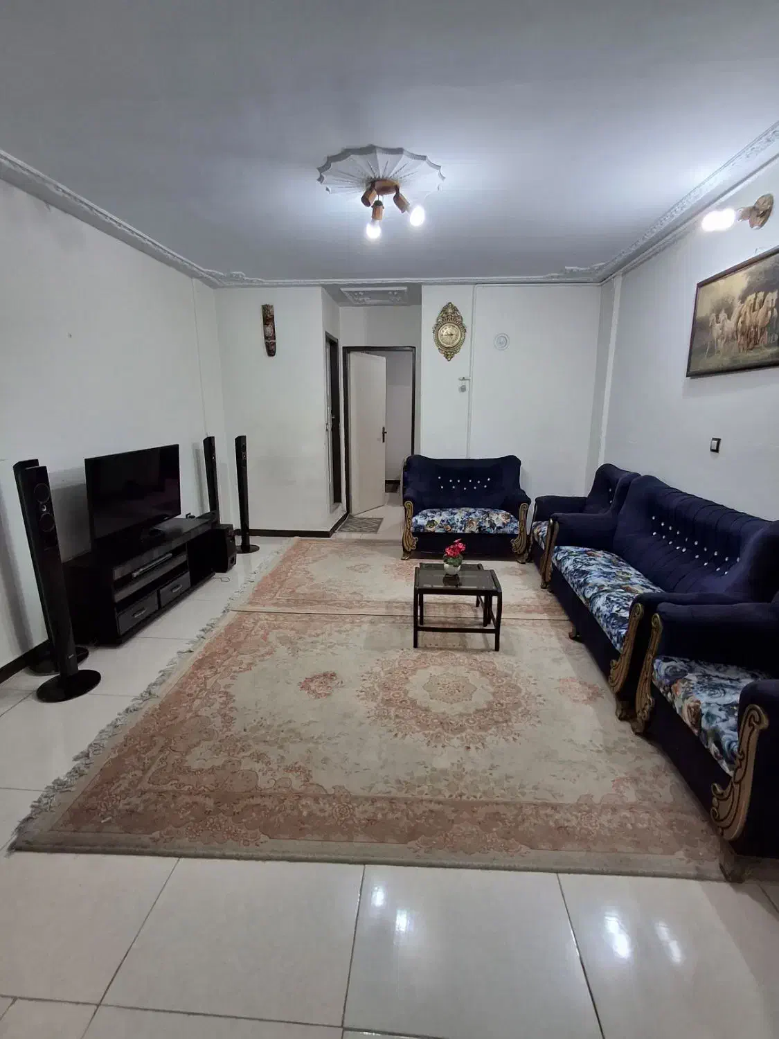 اجاره روزانه/ساعتی/هفتگی/سویت آپارتمان|اجارهٔ کوتاهمدت آپارتمان و سوئیت|کرج, حیدرآباد|دیوار