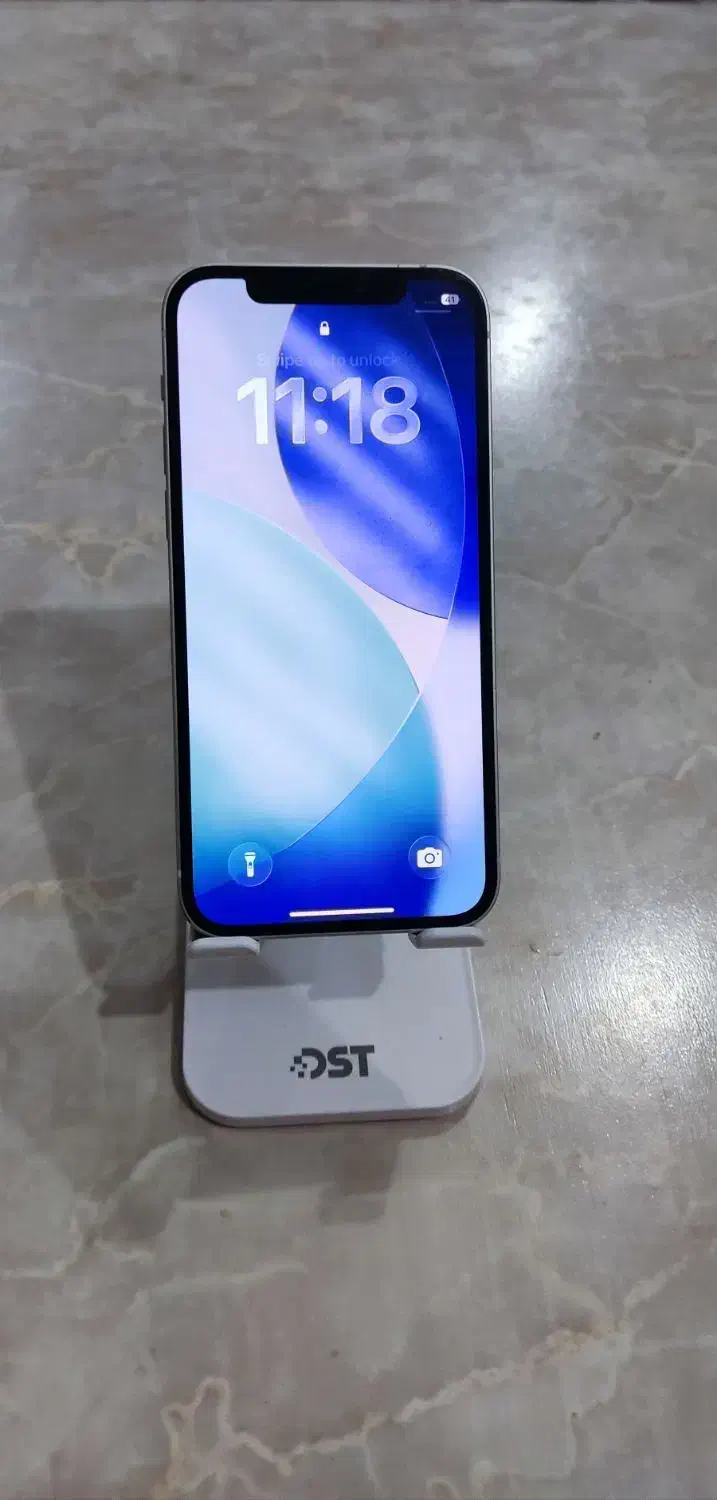 گوشی ایفون ۱۲ نرمال|موبایل|باغ ملک, |دیوار