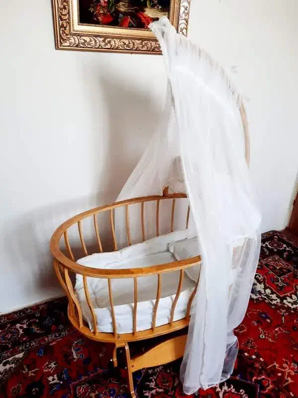 گهواره کودک|اسباب و اثاث بچه|تبریز, |دیوار