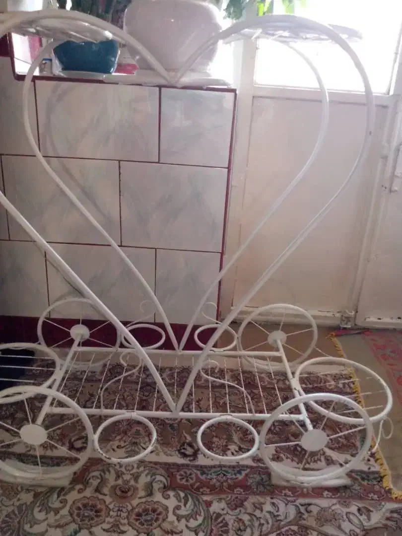 گلدان|گل و گیاه طبیعی|بانه, |دیوار