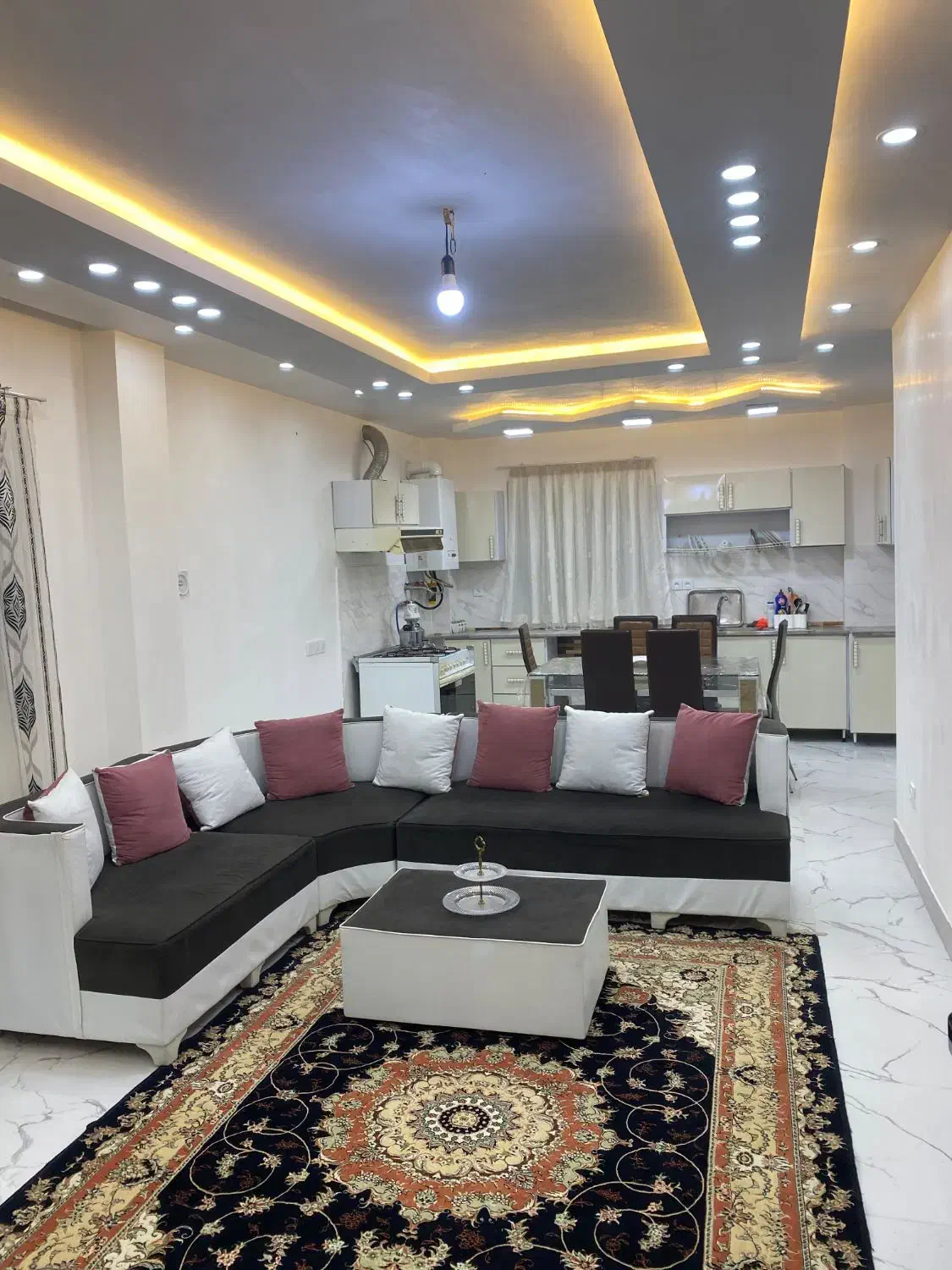 ویلا سالیانه کلاردشت|اجارهٔ خانه و ویلا|کلاردشت, |دیوار