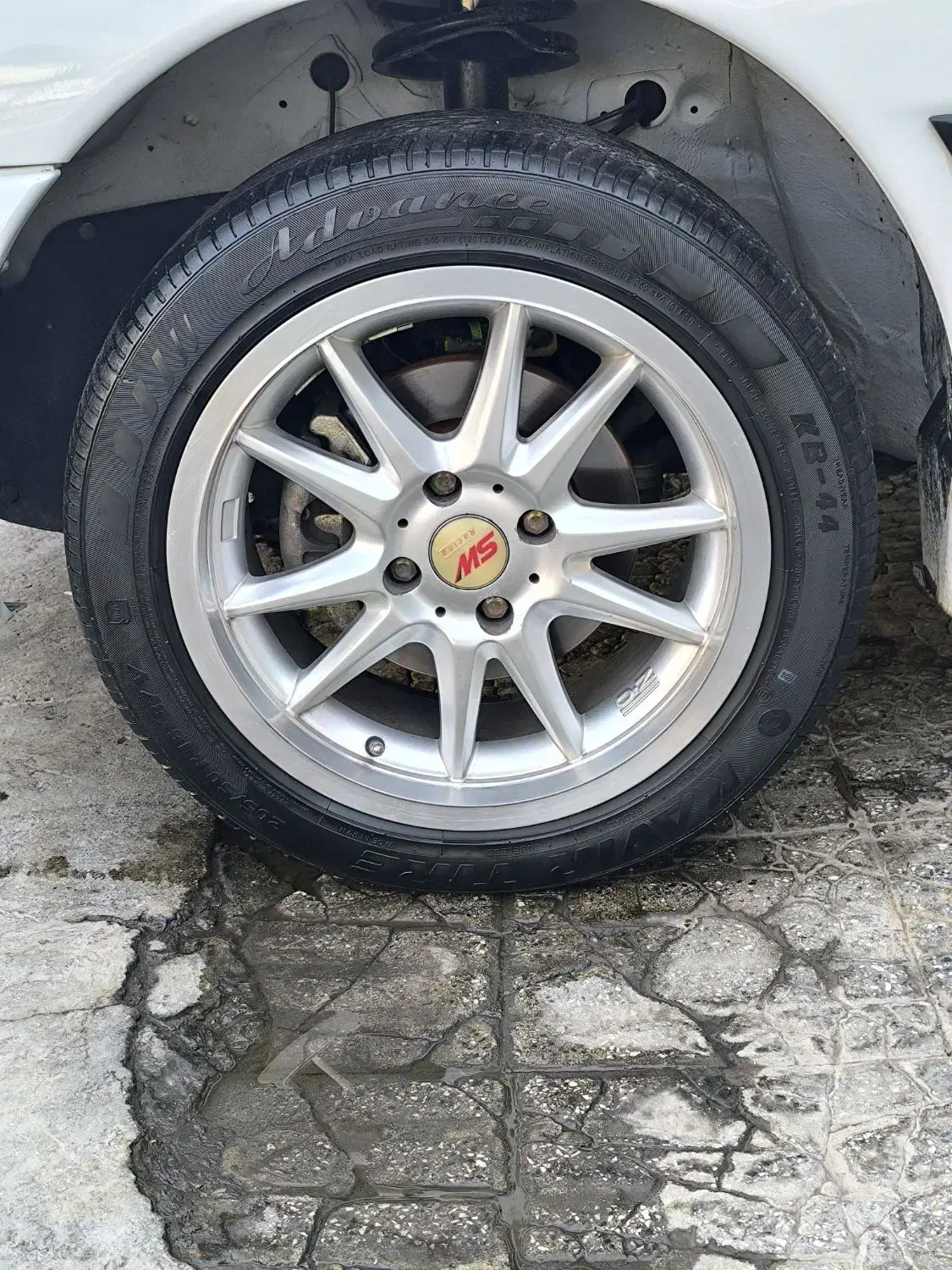 رینگ و لاستیک|قطعات یدکی و لوازم جانبی|کوهدشت, |دیوار