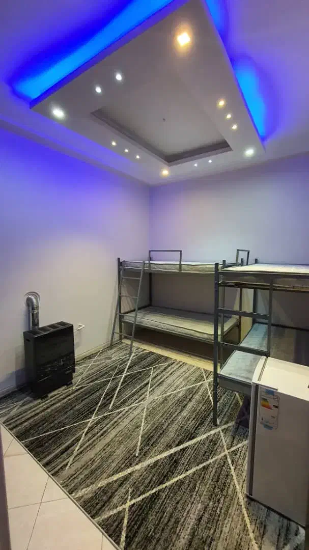 خوابگاه دخترانه|اجارهٔ خانه و ویلا|شیراز, گلشن|دیوار