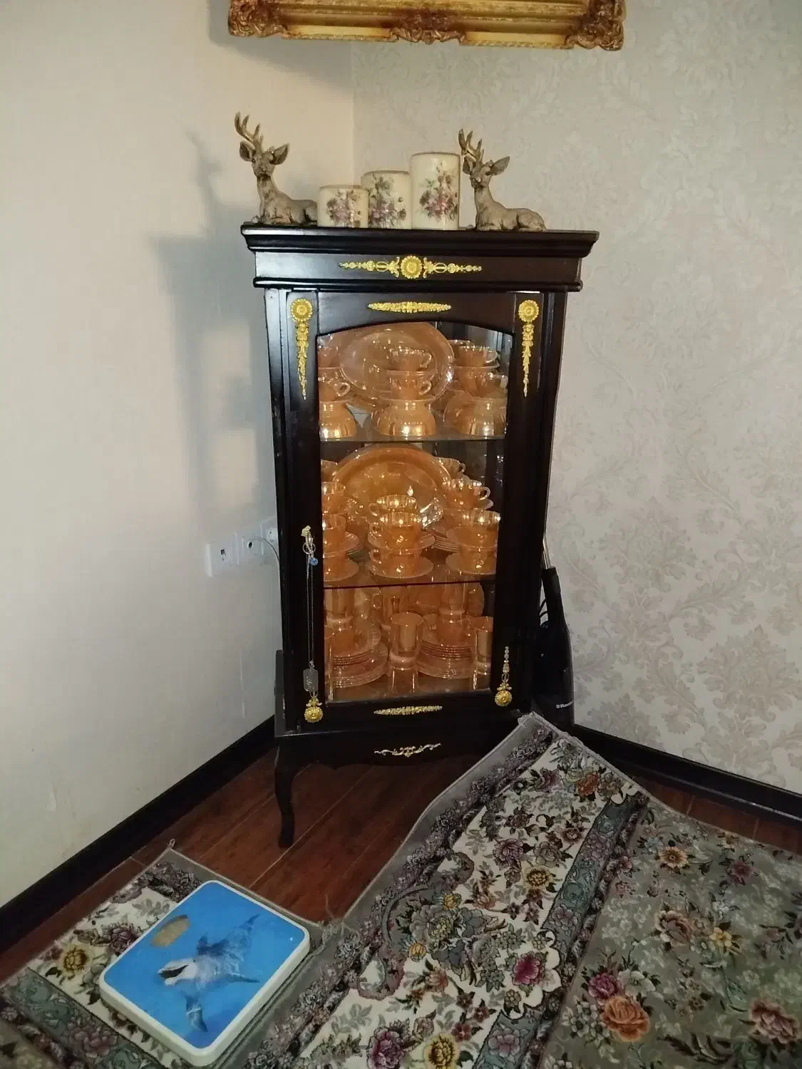 بوفه اسپرت|بوفه، ویترین، کنسول|چمران, |دیوار