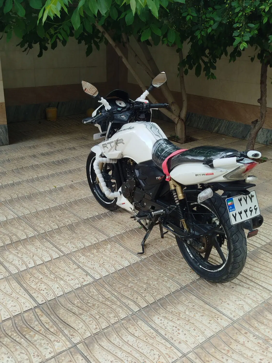 آپاچی ۱۸۰|موتورسیکلت|شاهین دژ, |دیوار