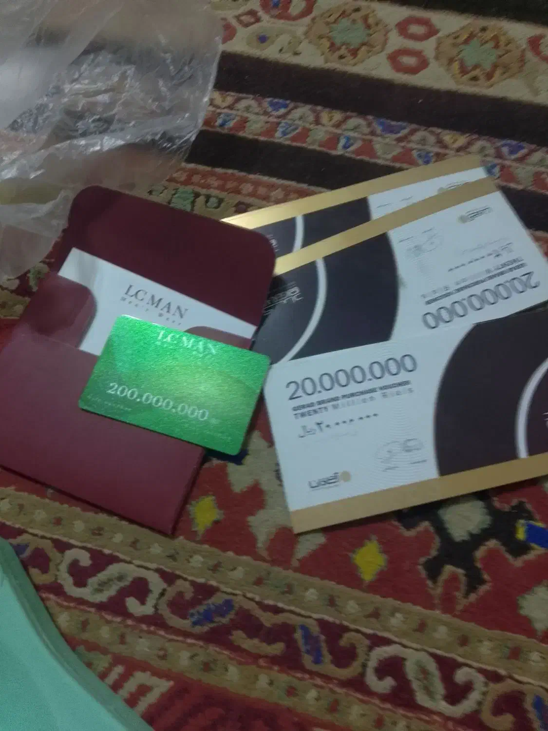 بن گراد و مارال و ال سی من و هاکو|کارت هدیه و تخفیف|تهران, تهرانپارس شرقی|دیوار