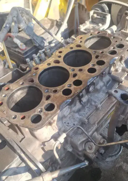 تعمیر انواع لیفتراک|خدمات پیشه و مهارت|کرمان, |دیوار