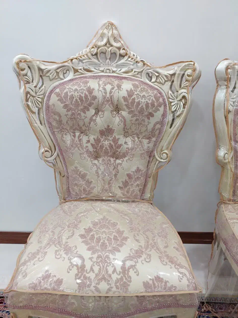 مبل سلطنتی ۹ نفره|مبلمان خانگی و میز عسلی|شهرکرد, |دیوار