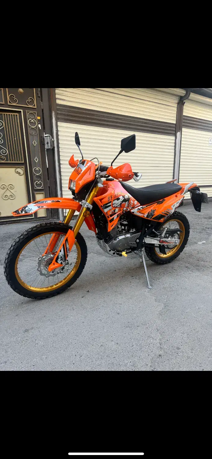 تریل بهپر ۲۰۰ مدل ۱۴۰۳|موتورسیکلت|سردشت, |دیوار