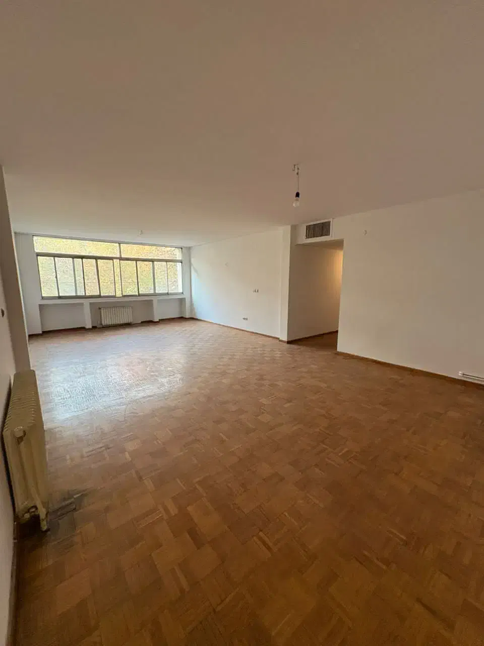 ۱۴۰متر دوخوابه فول امکانات ظفر فریدافشار