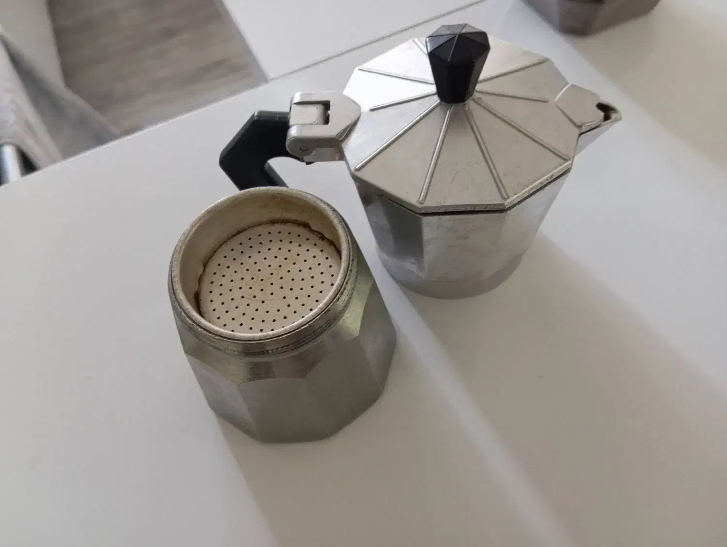 موکاپ|قوری، کتری، قهوه‌ساز دستی|سبزوار, گلشن|دیوار