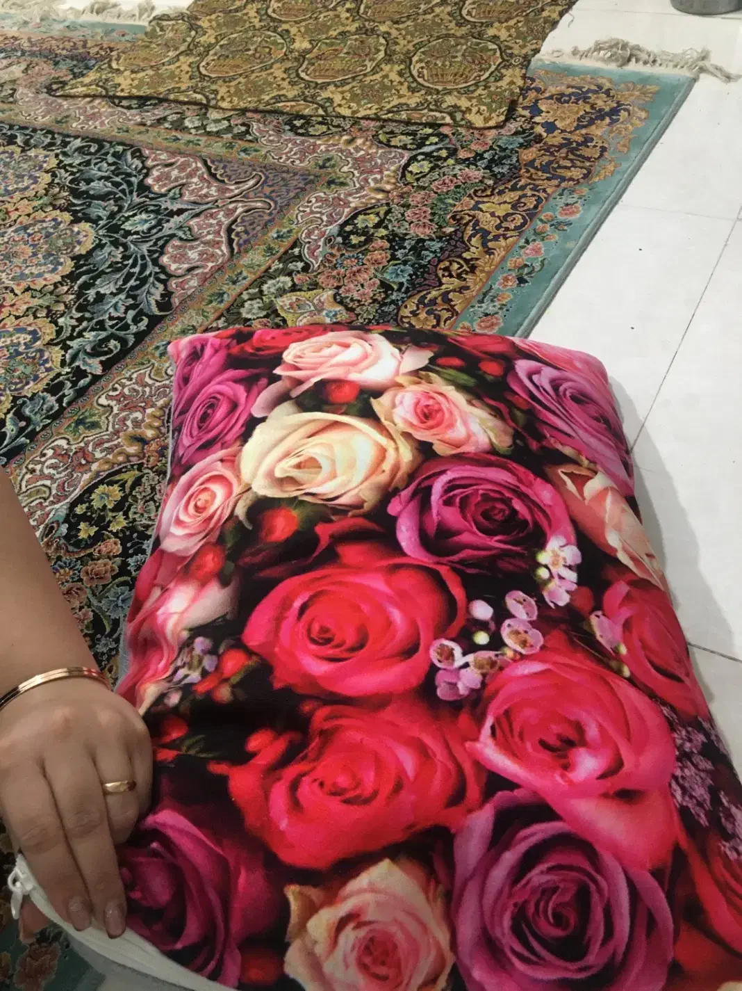 دوخت رو لباشتی دوخت رو تشکی و کوتاهی لباس|خدمات پیشه و مهارت|صومعهسرا, |دیوار