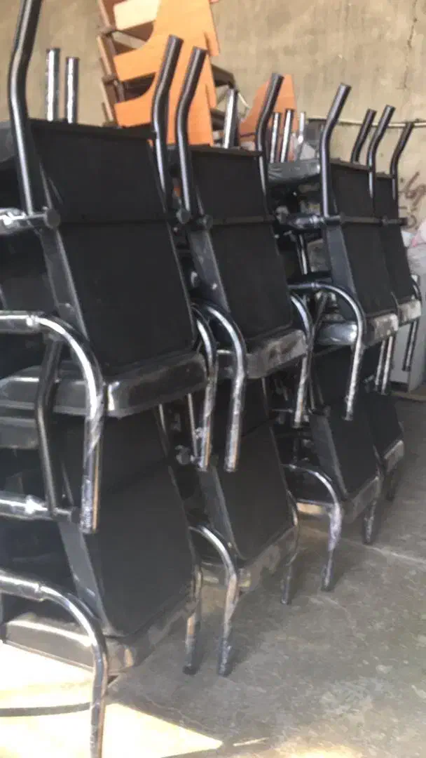 صندلی ام پی وانتظار دکمه ای ‌جلومبلی قایقی|مبلمان اداری|اصفهان, ناصرخسرو|دیوار