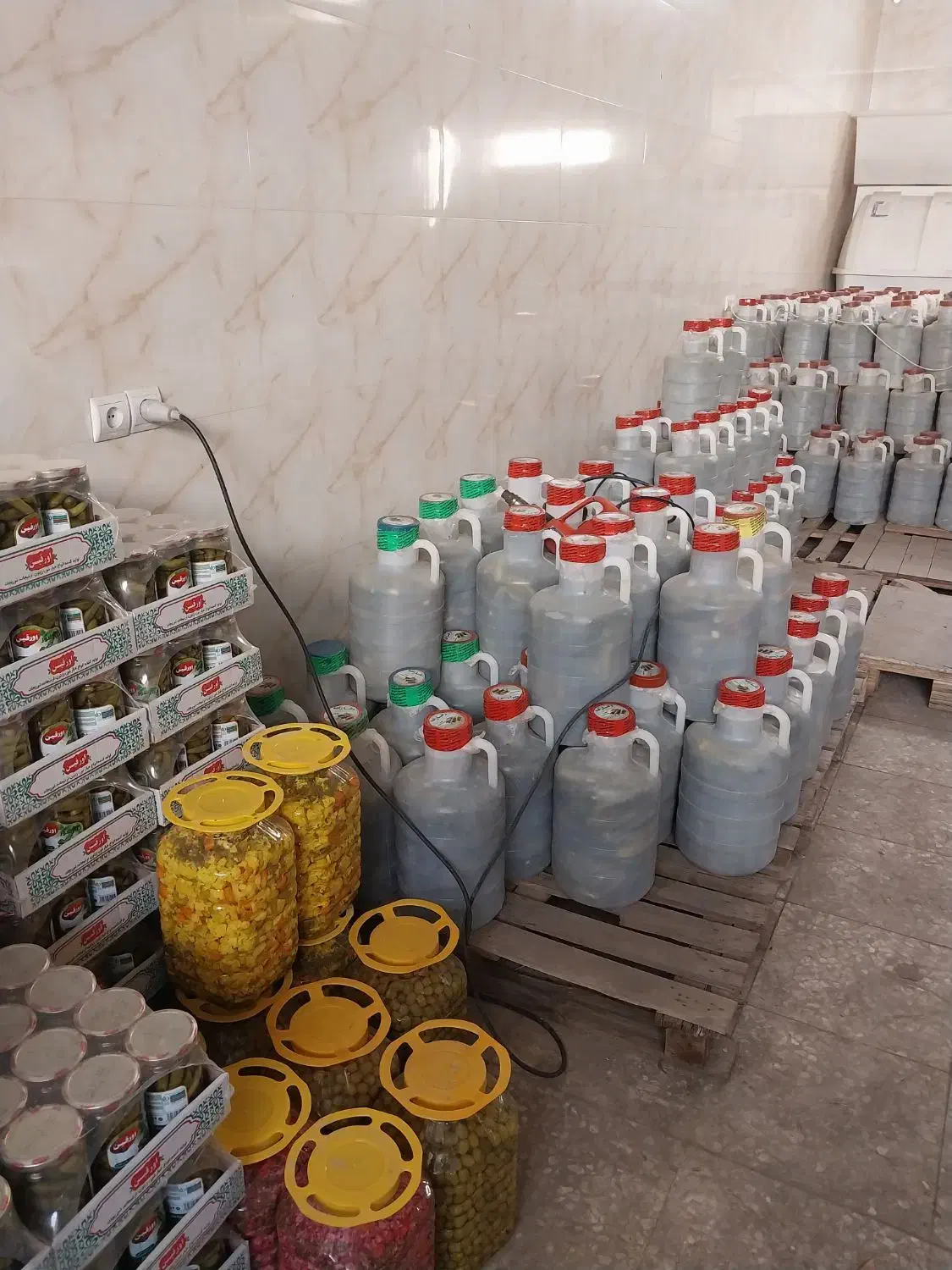 فروش خیارشور|عمده‌فروشی|احمدآبادمستوفی, |دیوار