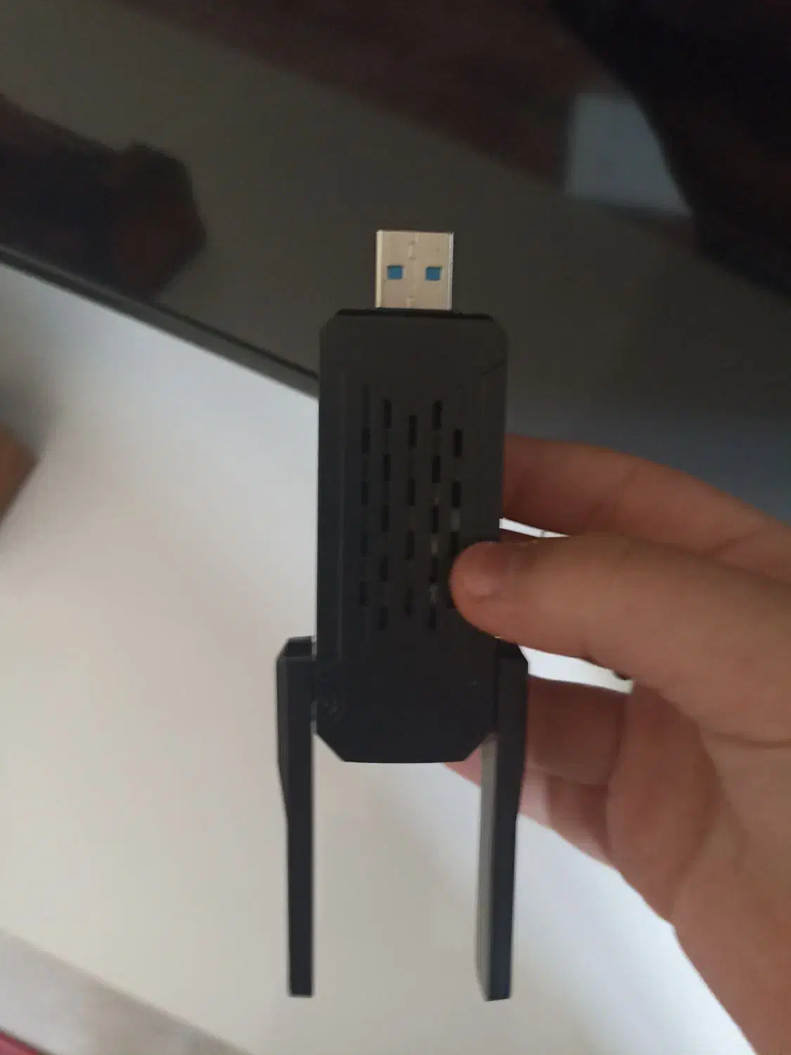 منتقل کننده‌ی اینترنت برای کامپیوتر و پی اس  ۴ ۵|مودم و تجهیزات شبکه|شاهین‌شهر, عطار|دیوار