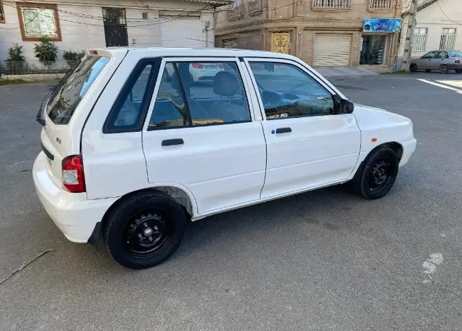 111مدل 98|خودرو سواری و وانت|زاهدان, |دیوار