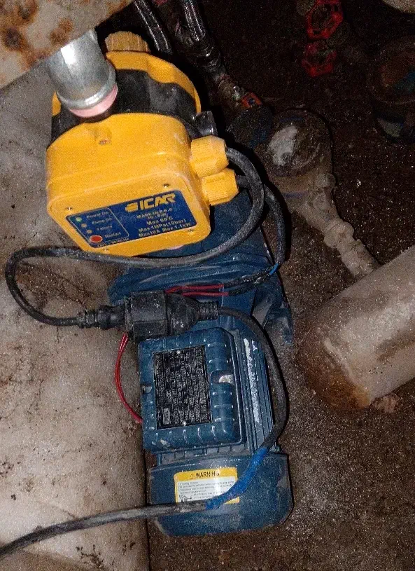 نصب پمپ و لوله کشی|خدمات پیشه و مهارت|همدان, |دیوار