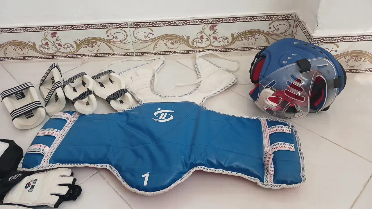 تجهیزات تکواندو|تجهیزات ورزشی|اردل, |دیوار