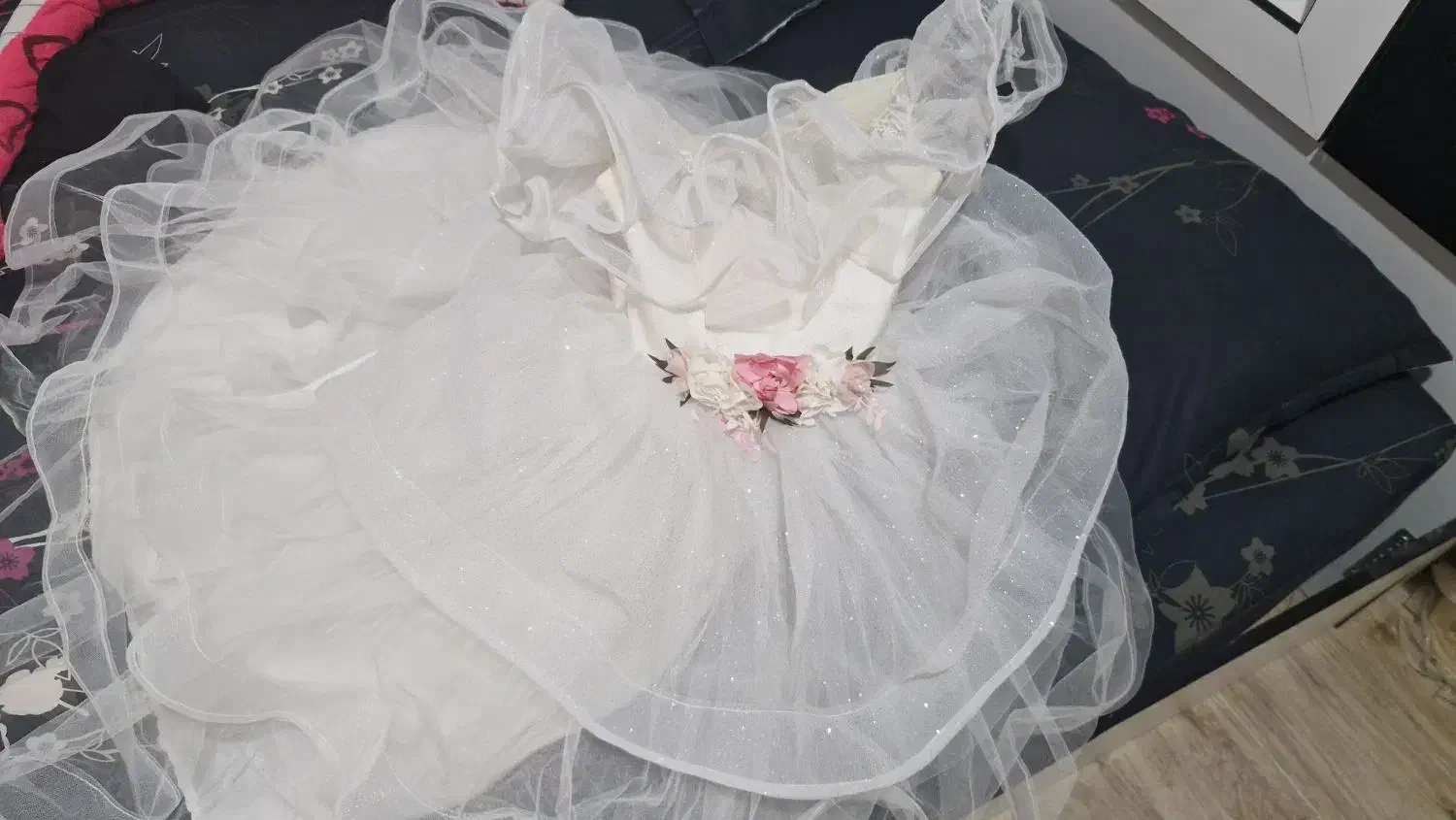 لباس عروس مناسب تا۹،۱۰سال|کفش و لباس بچه|سورک, |دیوار