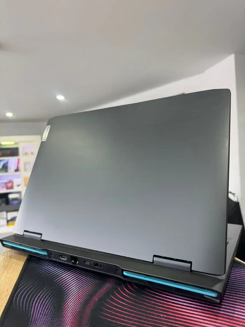 Laptop Lenovo Gaming|رایانه همراه|رشت, باهنر|دیوار