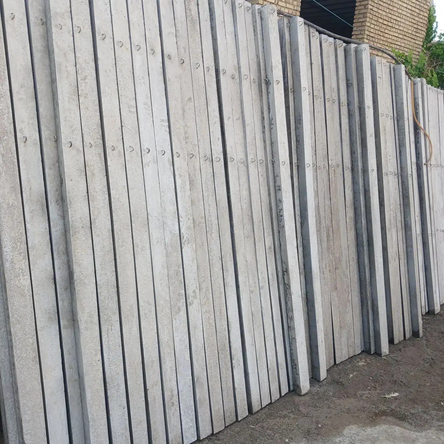 پایه فنس سیمانی|خدمات باغبانی و درختکاری|همدان, |دیوار
