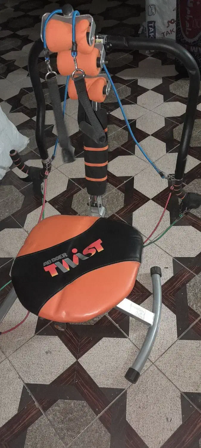 دستگاه درازنشیت|تجهیزات ورزشی|مراغه, |دیوار