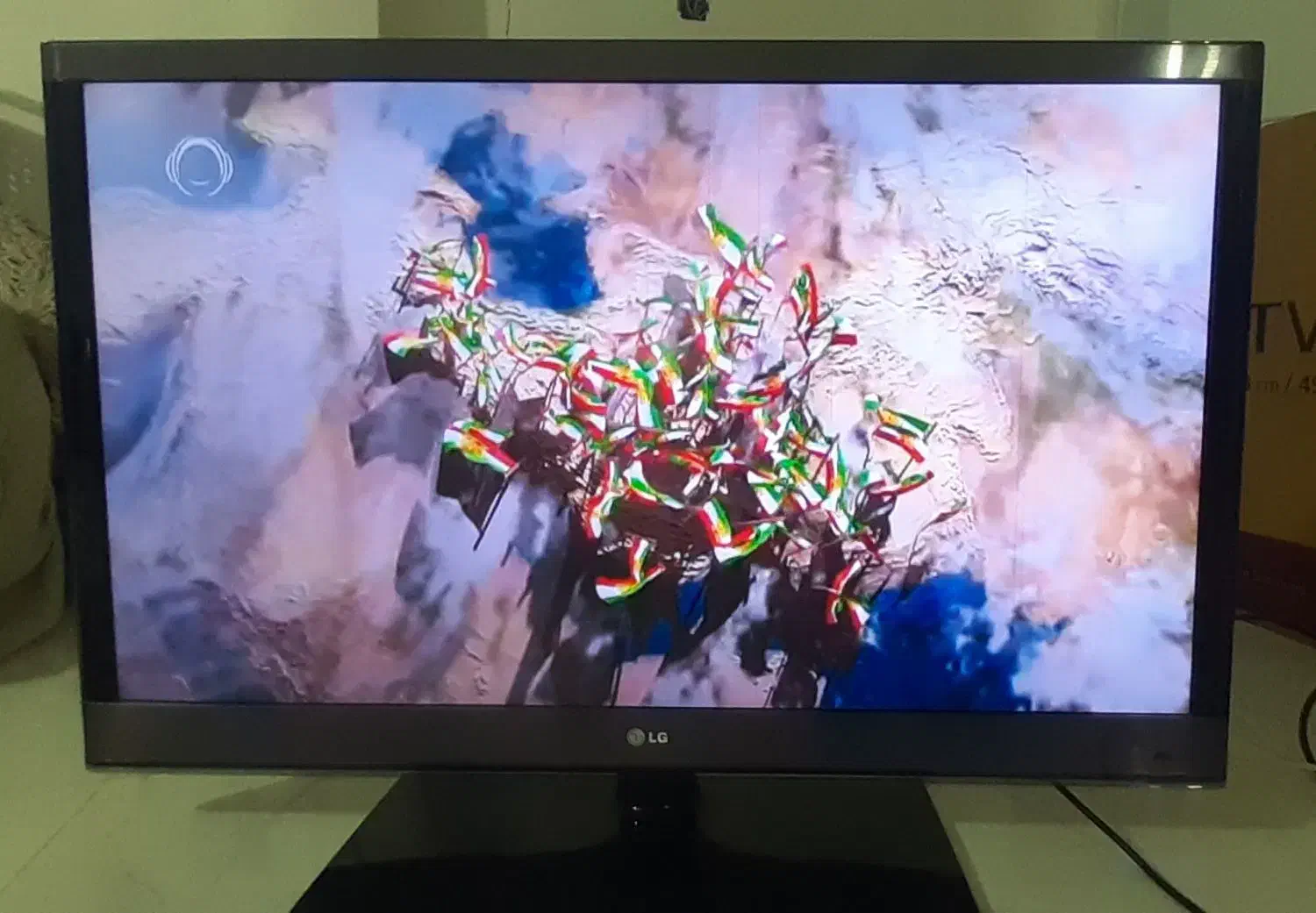 ال ای دی الجی۴۲|تلویزیون و پروژکتور|لاهیجان, شهید آوینی|دیوار