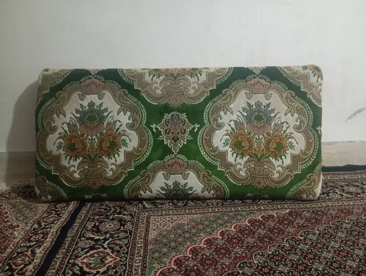 پشتی|پشتی|سرپل ذهاب, |دیوار