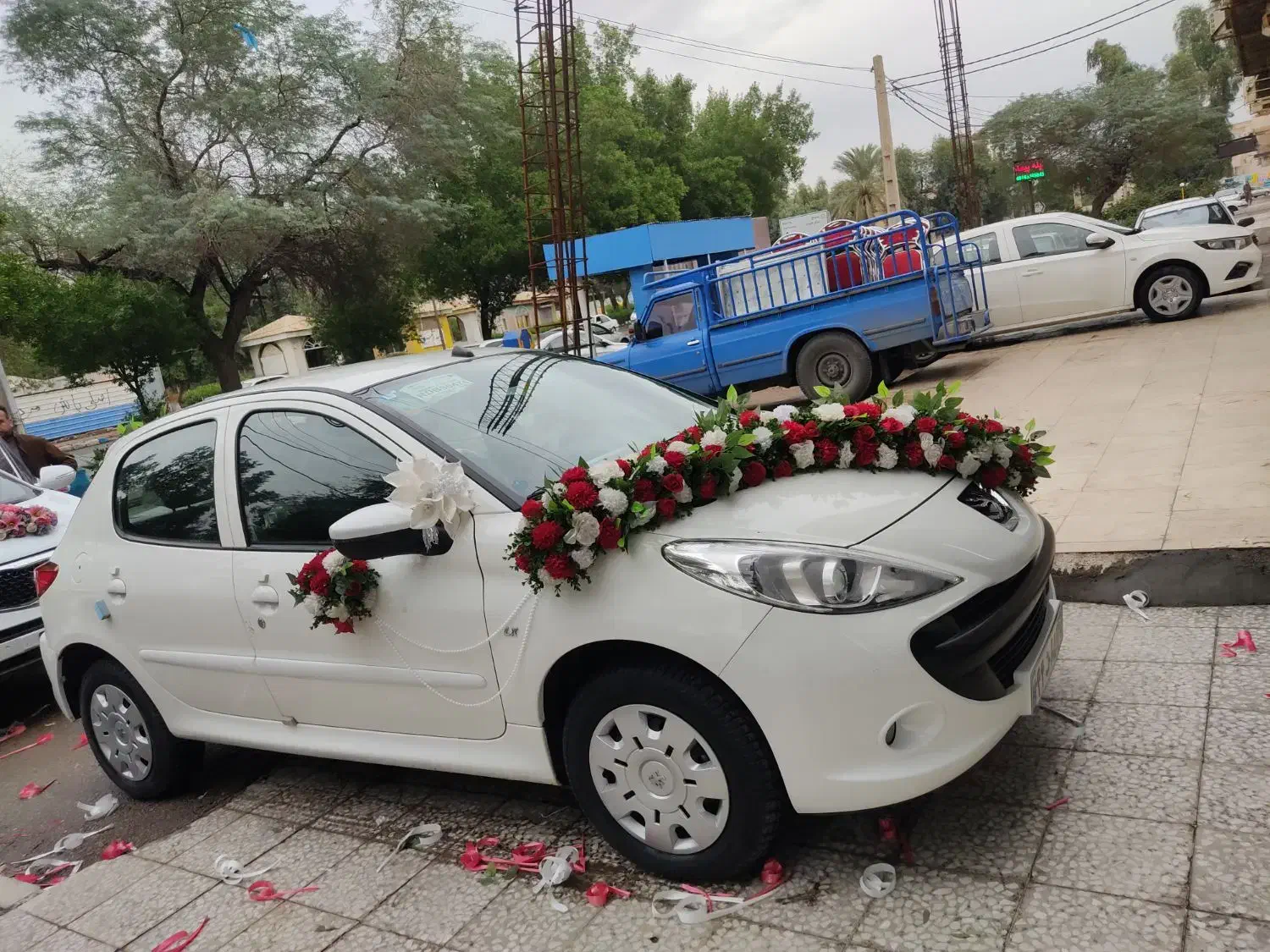 تزیین ماشین عروس و دسته گل|گل مصنوعی|اهواز, لشکرآباد|دیوار