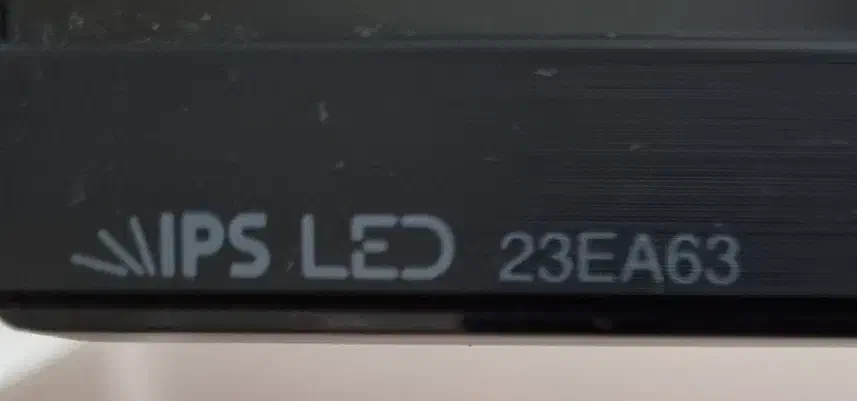 LED IPS LG 23EA63|قطعات و لوازم جانبی رایانه|اراک, |دیوار