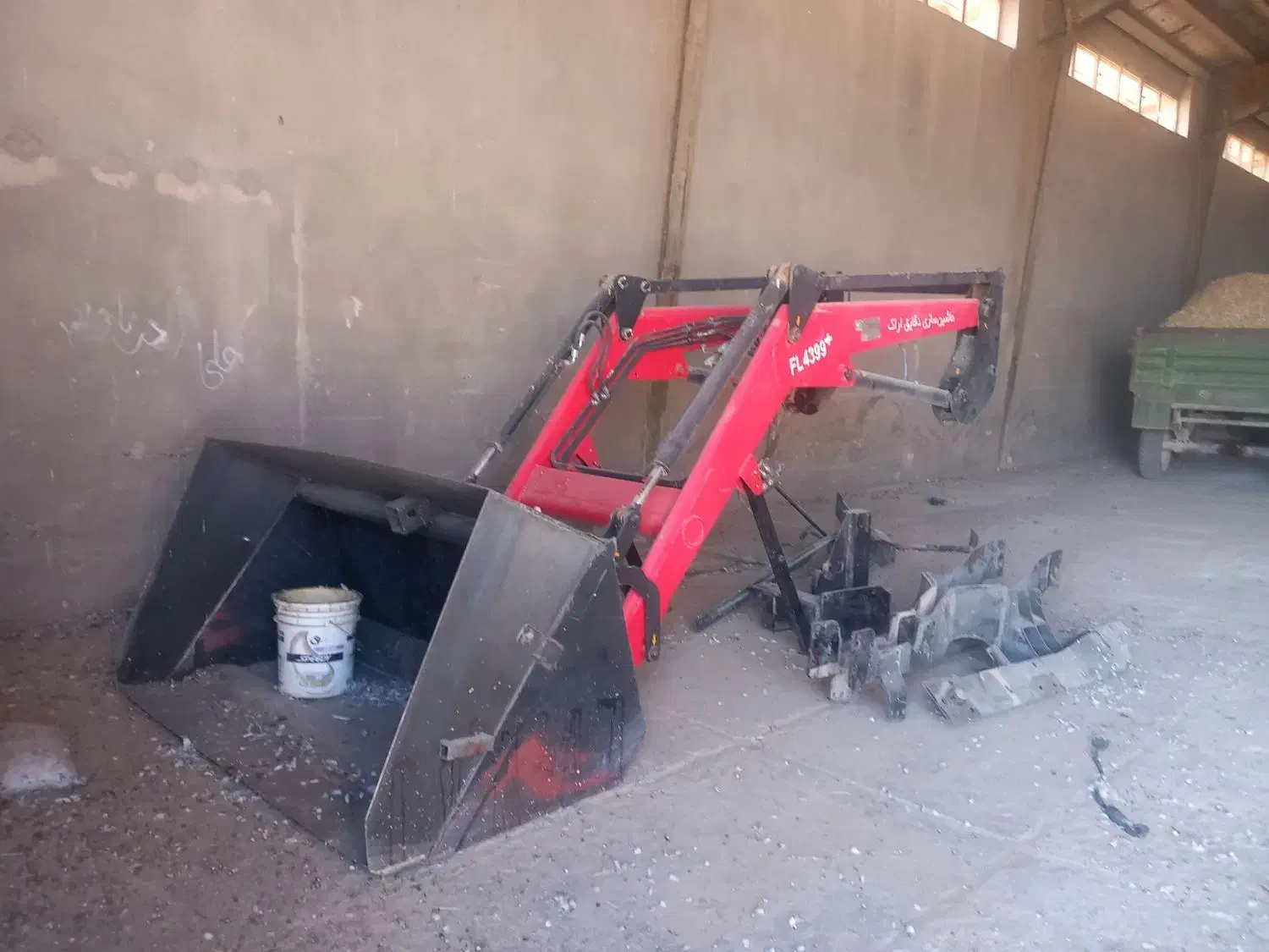 بیل تراکتور 399|ماشین‌آلات صنعتی|بیجار, |دیوار