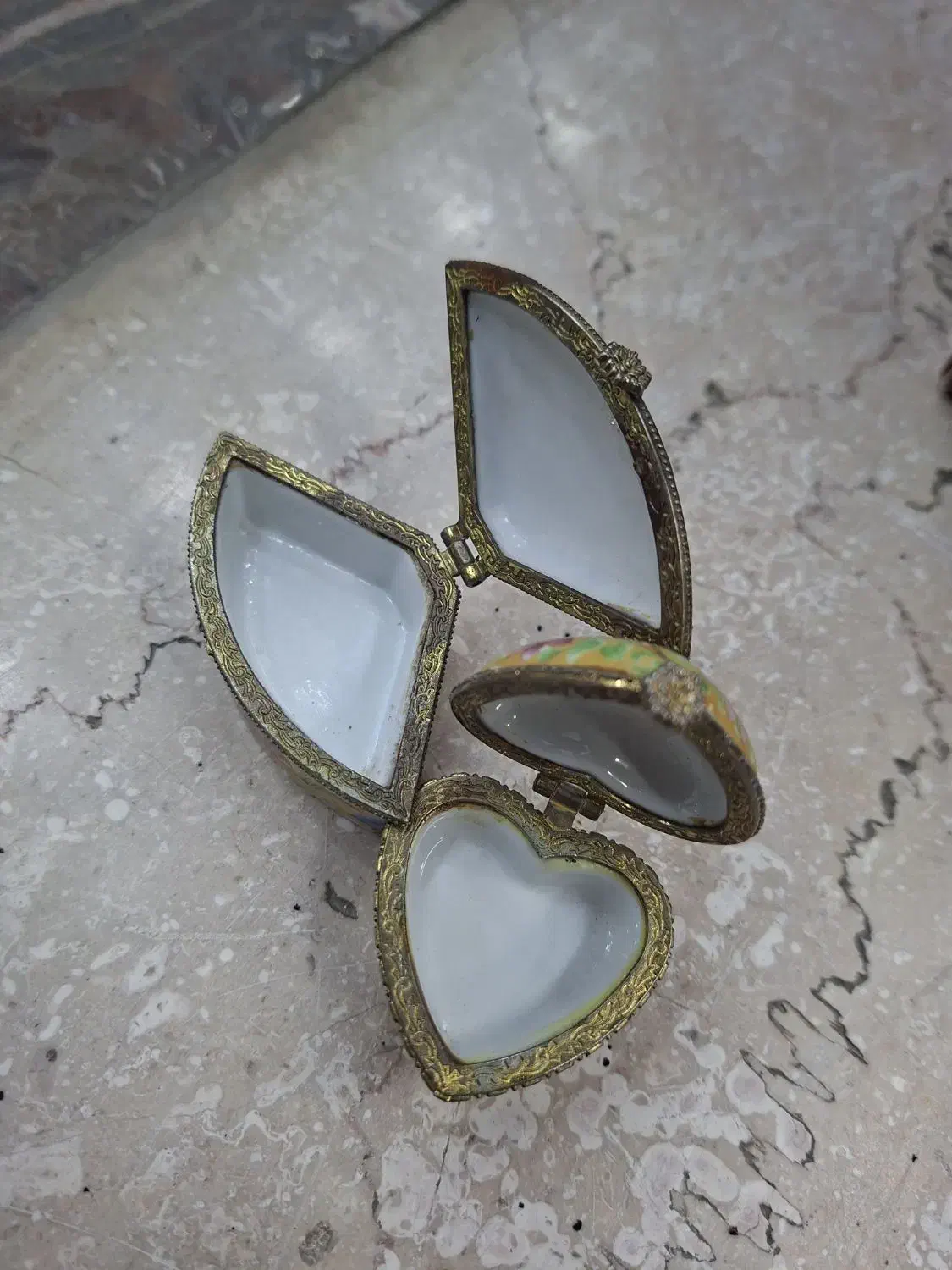 جاجواهری|کلکسیون اشیاء عتیقه|آبادان, |دیوار