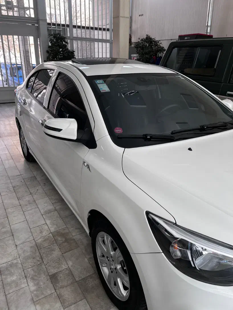 شاهین اتومات 1403|خودرو سواری و وانت|محمدشهر, سیدآباد|دیوار